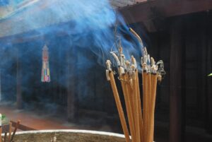 incense-3330464_1280